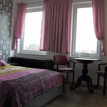 Happy Rose Panzió 4*