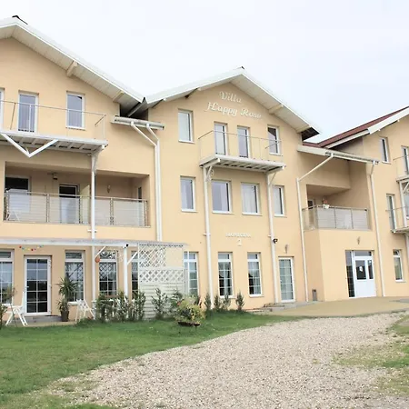 Happy Rose Panzió 4*