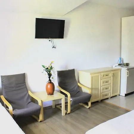 Happy Rose Bed & Breakfast Dąbki