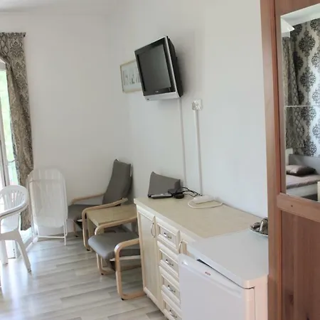 Panzió Happy Rose Dąbki