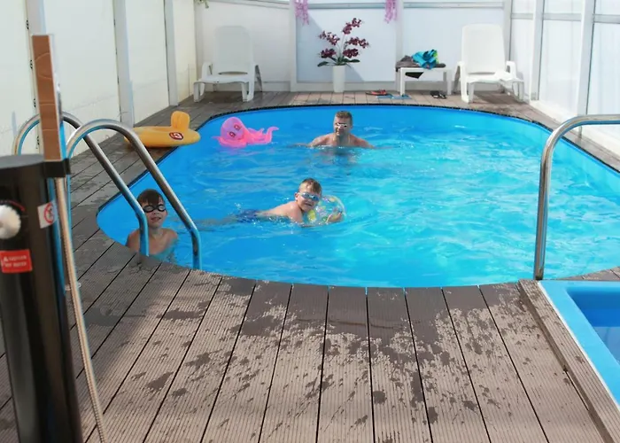 Couette-café Happy Rose 4*